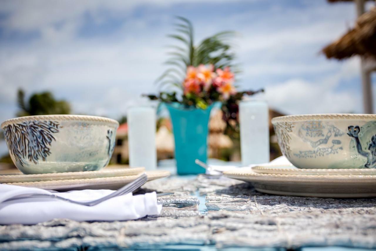 Отель Ocean Breeze Placencia Экстерьер фото