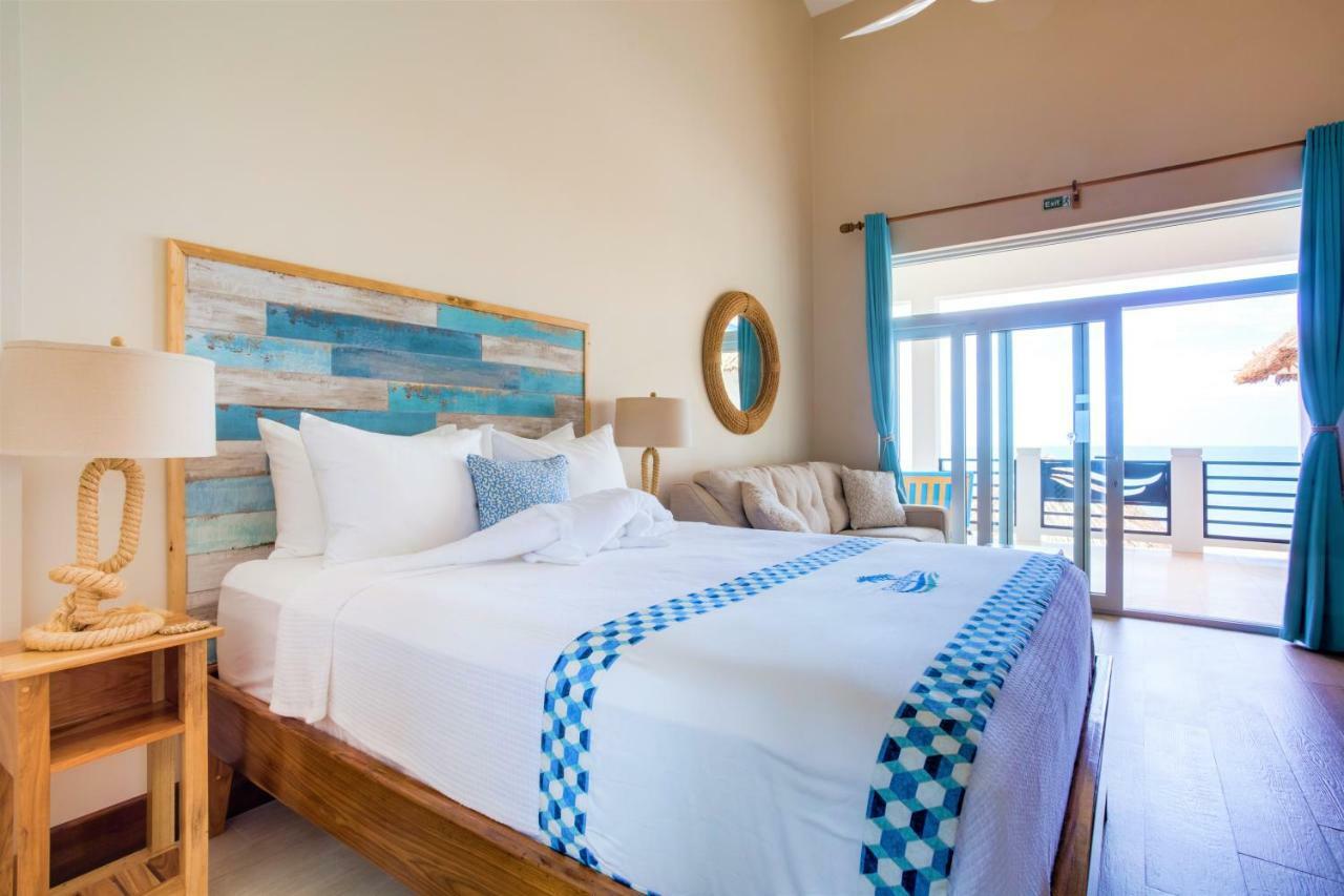 Отель Ocean Breeze Placencia Экстерьер фото