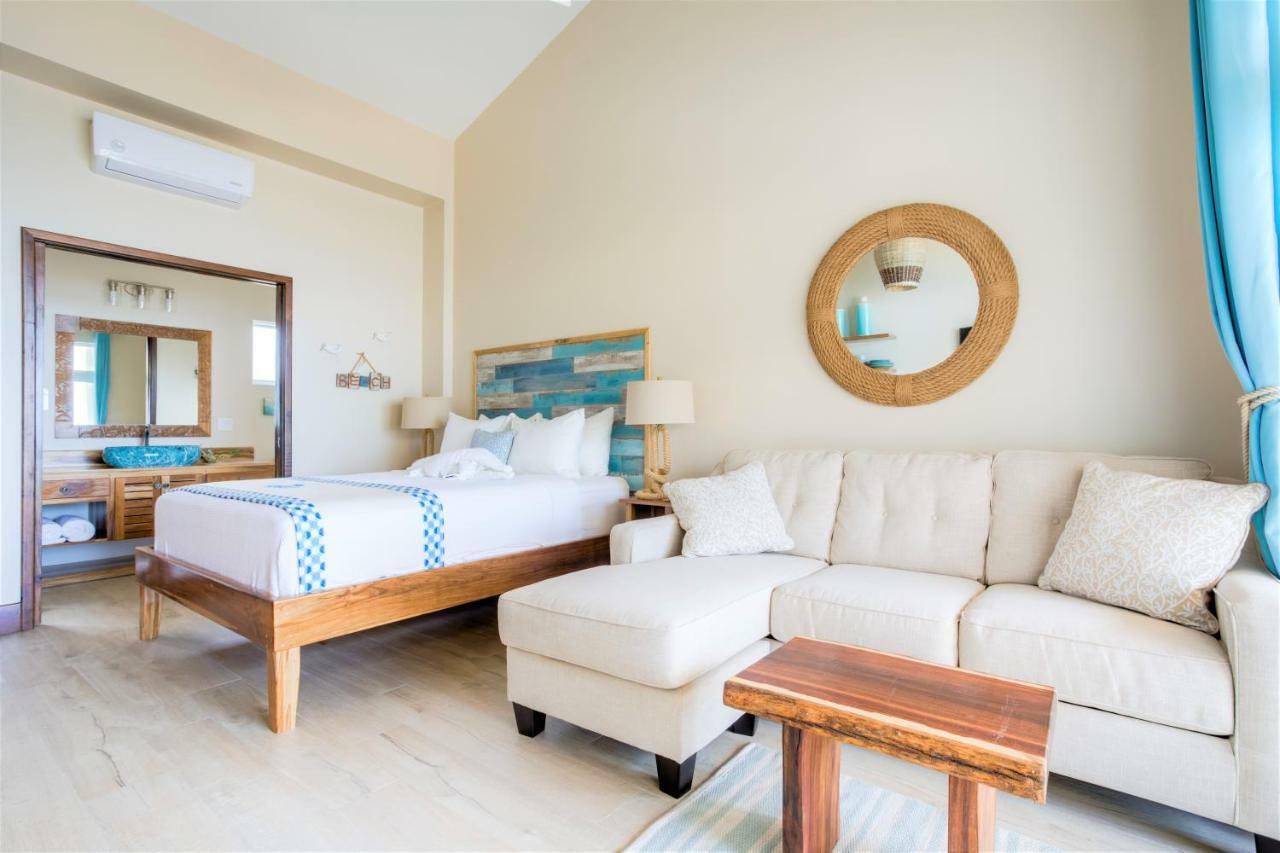 Отель Ocean Breeze Placencia Экстерьер фото