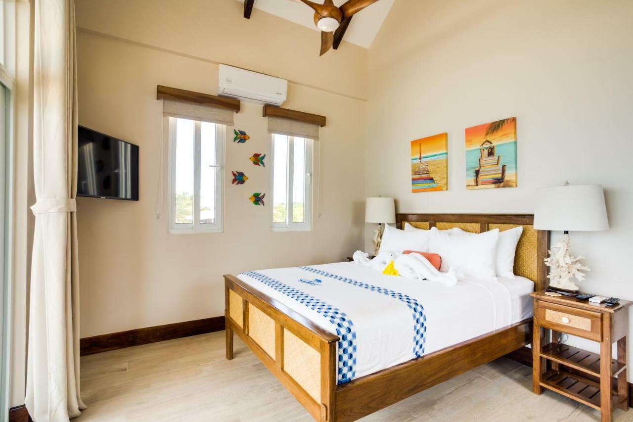 Отель Ocean Breeze Placencia Экстерьер фото